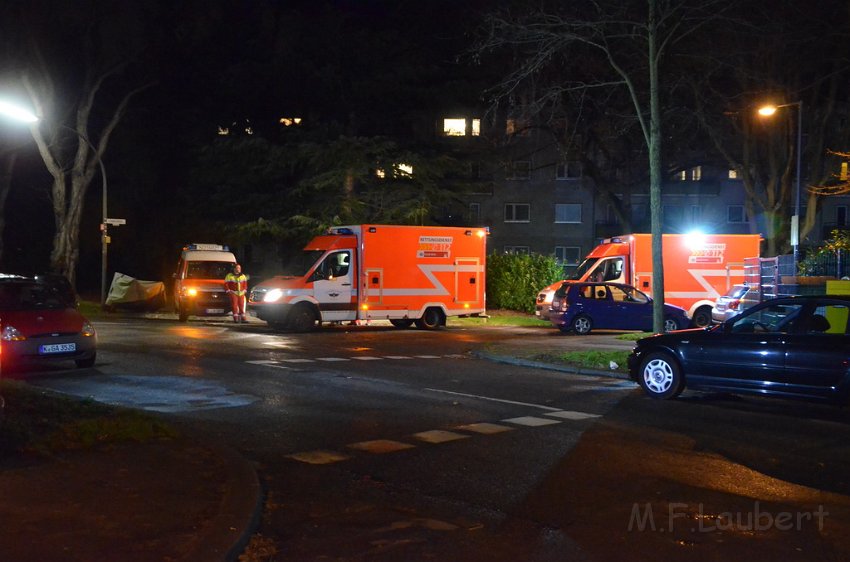 Feuer 2 Koeln Gremberg Luederichstr P70.JPG - Miklos Laubert